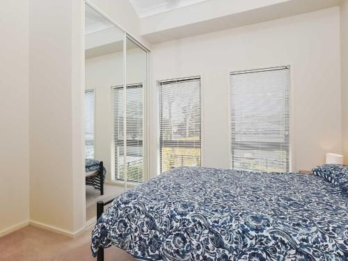 2/137 Soldiers Point Road - luxury unit on the waterfront with aircon and free unlimited Wi Fi3