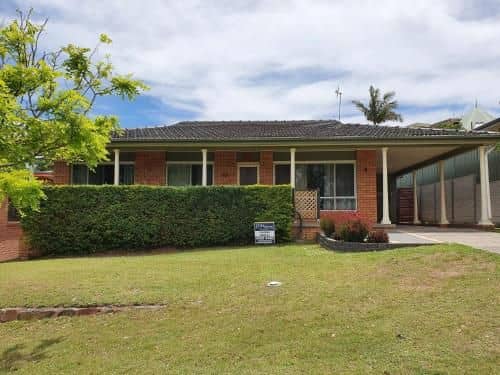 Cuddles Cottage' 4 Christmas Bush Avenue - pet friendly holiday house near Dutchies Cuddles Cottage' 4 Christmas Bush Avenue - pet friendly holiday house near Dutchies