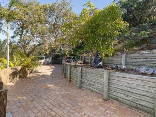 Whale Tales' 78 Lentara Street - FANTASTIC WATER VIEWS OVER FINGAL BEACH (Whale Tales' 78 Lentara Street - Fantastic Water Views Over Fingal Beach)4