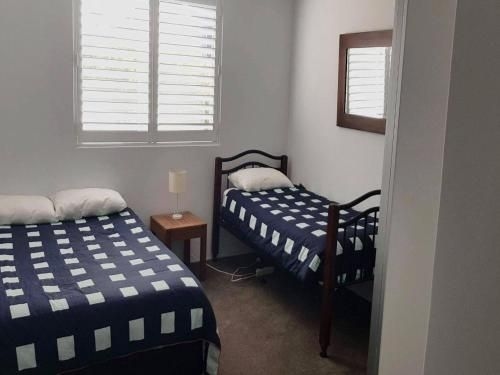 12 'The Helm', 22 Voyager Close - unit in Little Beach with direct access to Shoal Bay Beach!1