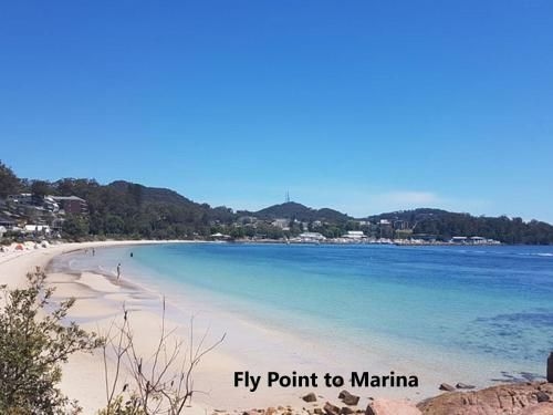 9 'Blue Vista', 13 Victoria Parade - Studio with stunning views2