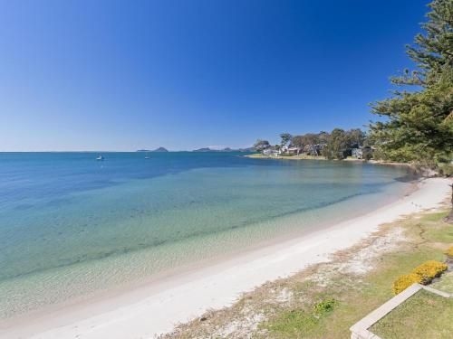 Sunrise Waters', 2/63 Soldiers Point Road - stunning waterfront property0