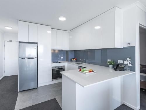 211 'The Landmark', 61B Dowling Street - Resort Style Holiday With Pool, Games Room & Restaurant1