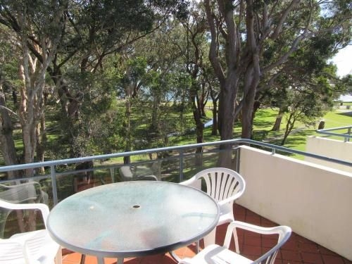 13' Mistral Court', 17 Mistral Close - walk across to Little Beach!1