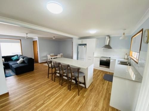 3/114 Spencer Street1