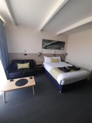 Executive Queen Room