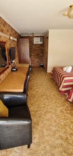 Woomargama Motel3