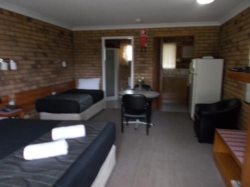 Park House Motor Inn0