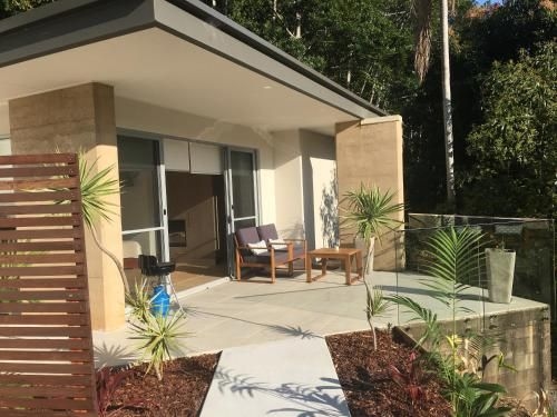 The Luxury Eco Rainforest Retreat0