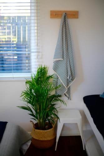 Queen Single Room with Private Bathroom