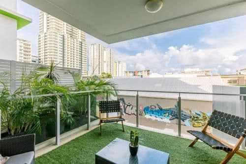 Deluxe Apartment