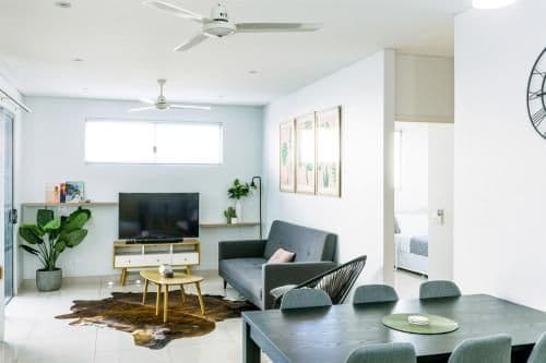Deluxe Apartment