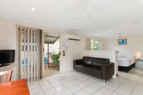 Economy Studio Cabin