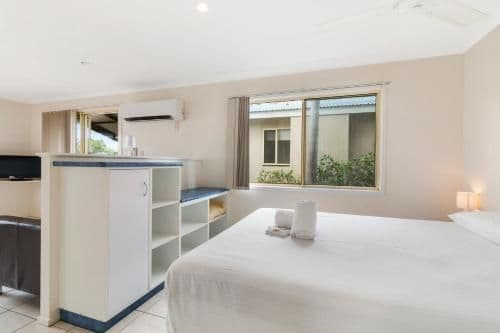 Economy Studio Cabin