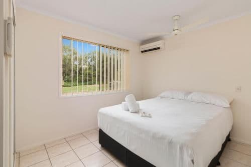 Deluxe 2 Bedroom Cabin