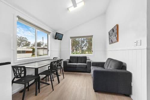 Two-Bedroom Cabin - No pets