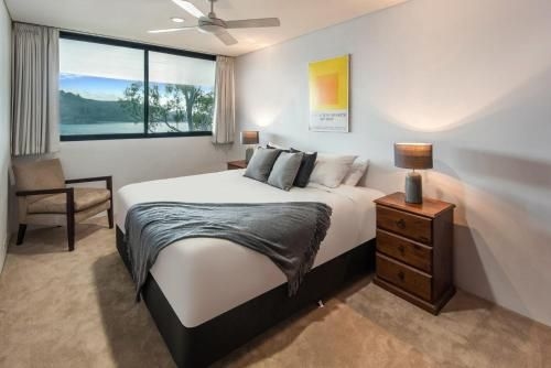 Waves 5 Luxury 3 Bedroom Breathtaking Ocean Views Central Location4