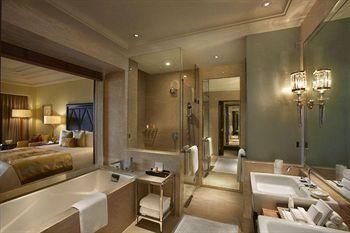 The Leela Palace Chennai0