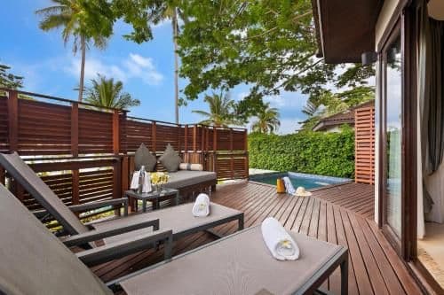 Suite With Private Pool and Sea View