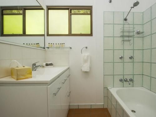 Sunbird Retreat4