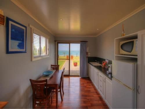 Studio Apartment with Sea View