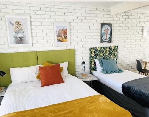 Deluxe Suite