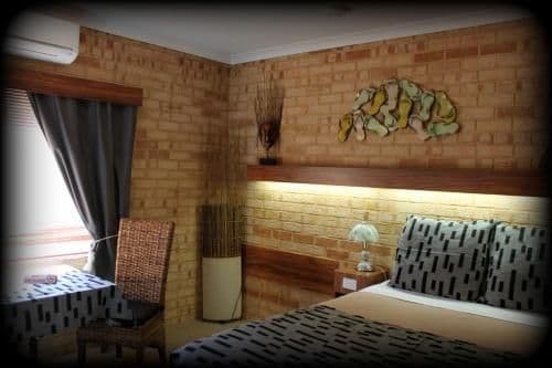 Deluxe Queen Suite