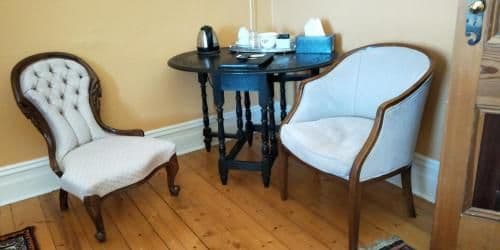 Superior King Room with En Suite Bathroom