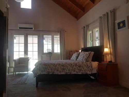 One-Bedroom Cottage