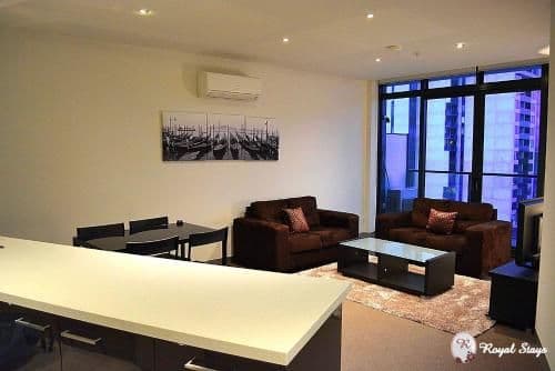 Two-Bedroom Apartment with Balcony - 283 City Road