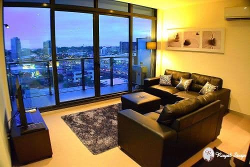 Two-Bedroom Apartment with Balcony - 283 City Road