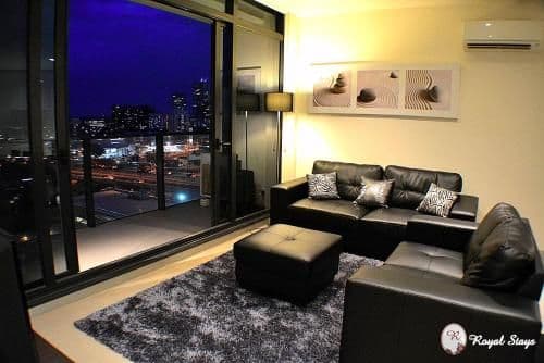 Two-Bedroom Apartment with Balcony - 283 City Road