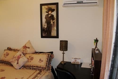 Queen Room - Silver