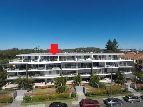 Waterline Penthouse 3040