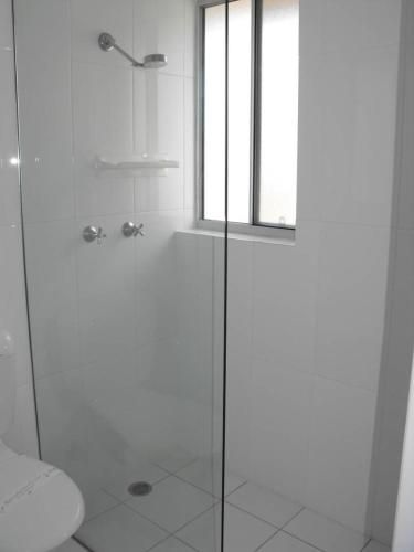 El Sandi, Unit 12, 14-18 North Street1