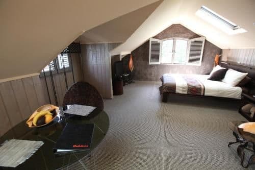 Deluxe Queen Room