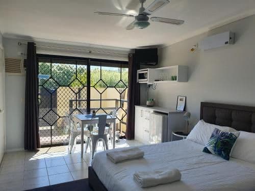 Triple Room with Private Bathroom