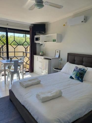 Triple Room with Private Bathroom