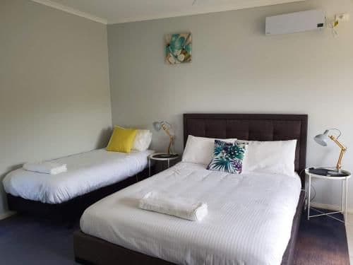 Triple Room with Private Bathroom