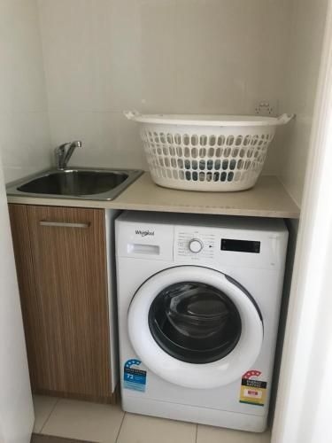 Tasha's Apartments on Morphett1