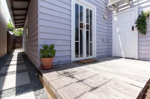 Laneway studio, heart of Fremantle2