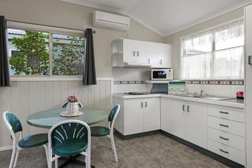 Economy Cabin