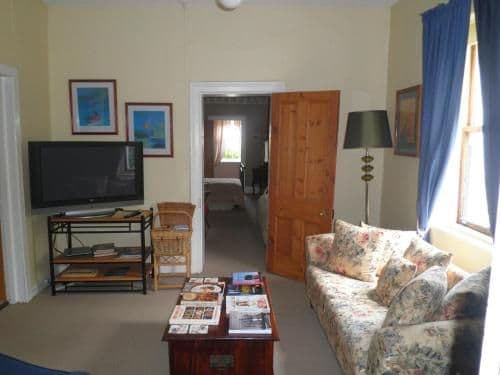 Apartment- Doctors Wing