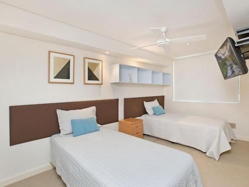 Kingston Court unit 3 - Beachfront unit easy walk to clubs, cafes and restaurants1