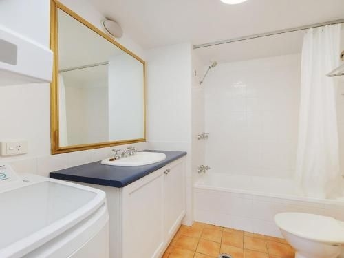 Calypso Plaza Resort Unit 417 - Penthouse style apartment Wi-Fi included3