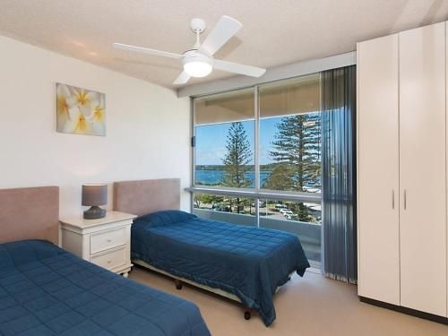 Kooringal unit 17 - Panoramic ocean views from this 5th floor apartment1