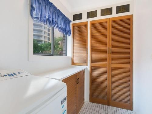 Springtide Unit 2 - Right on the beach with ocean views3