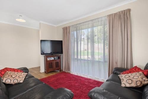 Four-Bedroom Holiday Home
