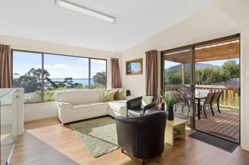 Four-Bedroom Holiday Home