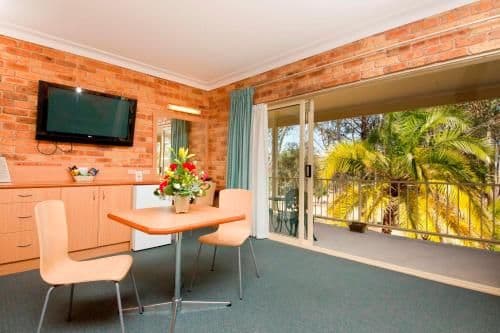 Executive Queen Room with Spa Bath